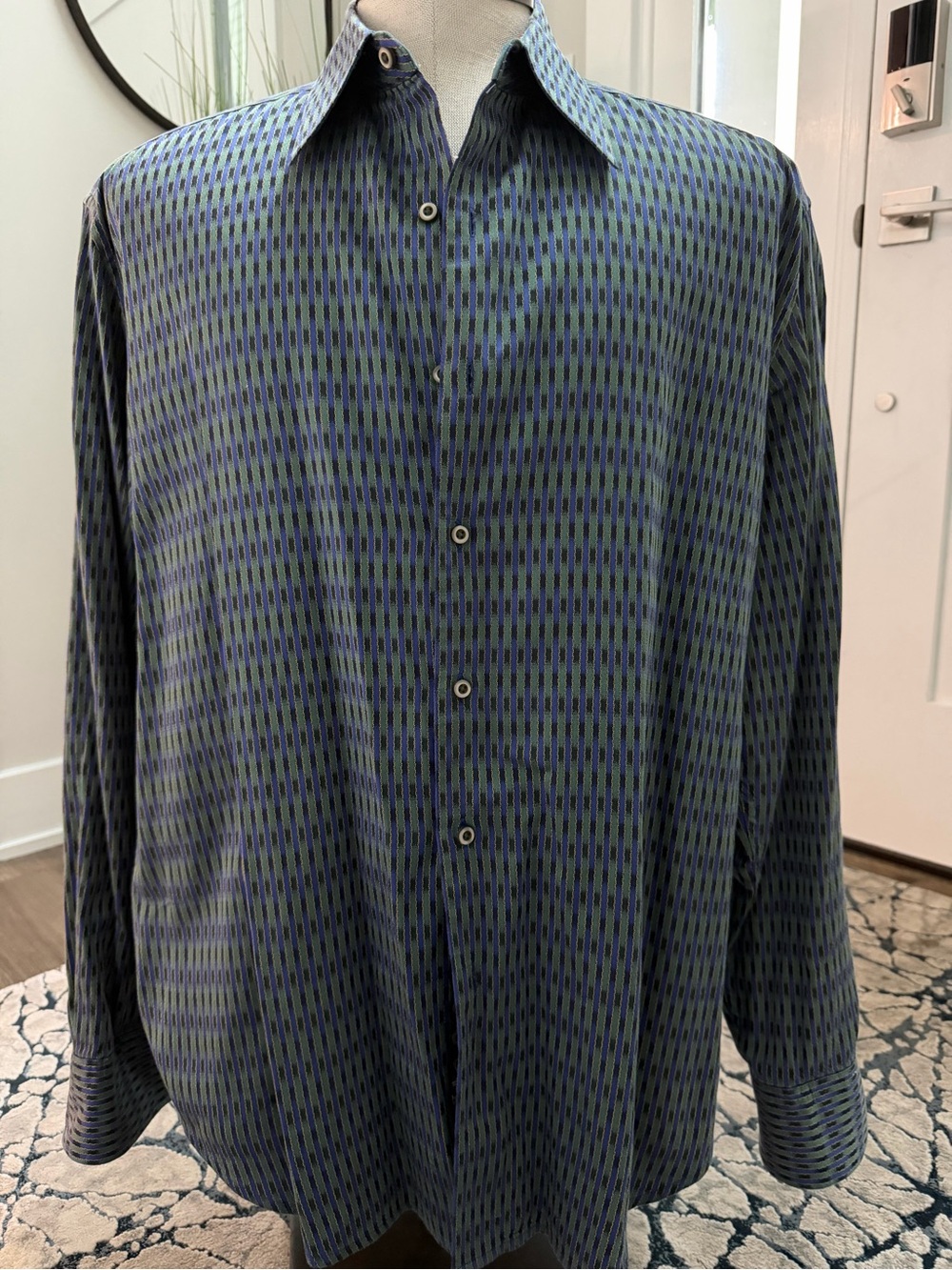 Robert Graham Blue-Green Patterned Button-Down Shirt